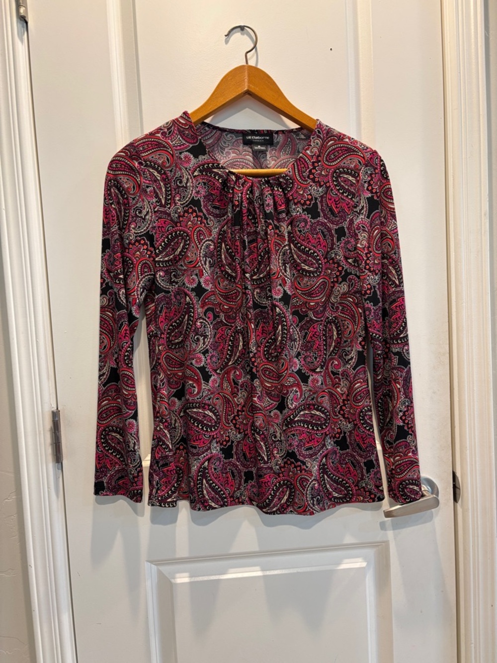 Liz Claiborne Black and Pink Paisley Tie-Neck Long Sleeve Top